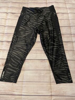 Puma Black & Gray Zebra Print High-Rise Leggings